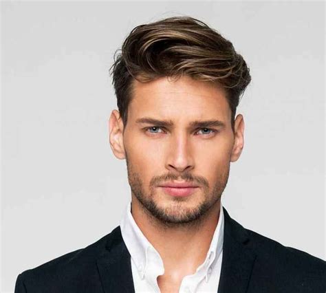 taglio capelli uomo squadrato|Stile capelli uomo